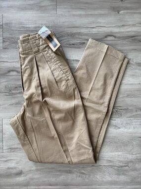 NWT Nike Golf Khaki Preppy Pants Pleated Straight Leg Trousers Women’s Size 6